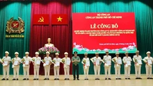 Công bố Quyết định về tổ chức bộ máy và công tác cán bộ của Công an TP Hồ Chí Minh