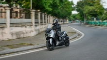 Yamaha XMAX 300 liệu có vừa đủ để đi làm, vừa ổn để đi phượt?
