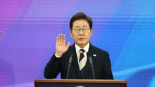 TIÊU ĐIỂM TRONG NGÀY: Sức ép của "vòng nguyệt quế"