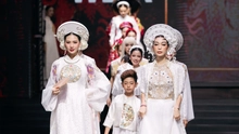 NTK Cao Minh Tiến ra mắt "Thoải Mộng", đưa Đoàn Hồng Điệp "tái xuất" sàn diễn thời trang