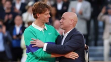 Jannik Sinner thừa nhận muốn 'xóa sạch ký ức về trận chung kết Roland Garros'