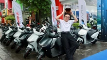 Honda bắt đầu giao xe máy điện cao cấp CUV-e tại Hà Nội