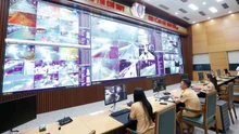 TP. Hồ Chí Minh nghiên cứu bổ sung camera để xử lý vi phạm lòng đường, vỉa hè