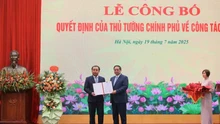 Thủ tướng Phạm Minh Chính trao Quyết định giao quyền Bộ trưởng Bộ Nông nghiệp và Môi trường
