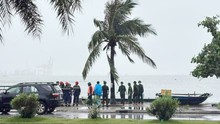 Vụ lật tàu trên vịnh Hạ Long: Tìm thấy một thi thể gần khu vực tàu gặp nạn 