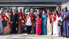 Chủ tịch Quốc hội Trần Thanh Mẫn gặp gỡ cộng đồng người Việt Nam tại Senegal