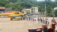 Ngày 25/7, Quân đội dự kiến tổ chức 4 chuyến bay vận chuyển hàng cứu trợ vùng lũ Nghệ An