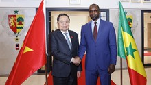 Chủ tịch Quốc hội Trần Thanh Mẫn hội kiến Thủ tướng Senegal Ousmane Sonko