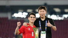 Báo Hàn Quốc khen kỷ lục của U23 Việt Nam, gọi HLV Kim Sang Sik là 'người hùng'