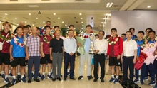Tin nóng bóng đá Việt hôm nay 31/7: Đề xuất tặng bằng khen cho HLV Kim Sang Sik và đội U23 Việt Nam; CAHN gia hạn hợp đồng với Cao Pendant Quang Vinh