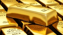 Giá vàng thế giới giảm 1% sau báo cáo việc làm vượt kỳ vọng của Mỹ