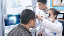 Cấp cứu ca chấn thương mắt do nổ bóng đèn huỳnh quang tại Đà Lạt