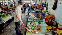 Cử tri Hà Nội chất vấn về an toàn thực phẩm