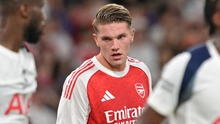 Gyokeres mờ nhạt trong ngày ra mắt Arsenal, Sarr tạo khác biệt