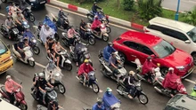 Cảnh báo mưa kèm dông sét ở khu vực nội thành Hà Nội