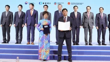 Tổng Bí thư Tô Lâm và Thủ tướng Hàn Quốc chứng kiến Lễ trao các thỏa thuận hợp tác