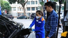 Giá xăng dầu đảo chiều giảm nhẹ từ chiều 14/8