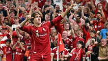 Chiesa và Salah giúp Liverpool thắng kịch tính trong ngày khai màn mùa giải mới