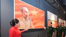 Tái hiện chặng đường lịch sử Việt Nam qua triển lãm mỹ thuật “Những ngày tháng lịch sử”