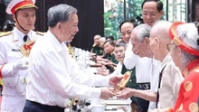 Tri ân lịch sử - nền tảng cho kỷ nguyên mới