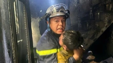 Dập tắt đám cháy tại Hà Nội, kịp thời giải cứu 3 trẻ nhỏ