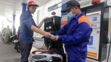 Giá xăng tăng từ 110 đến 210 đồng/lít