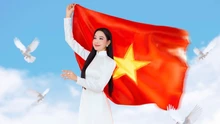 Hoa hậu Biển đảo Việt Nam 2025 Mỹ Linh đẹp tựa nàng thơ mừng 2/9