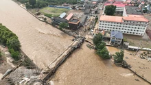 Trung Quốc kích hoạt ứng phó lũ lụt ở nhiều khu vực
