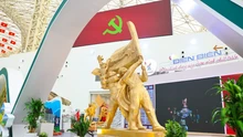 Triển lãm thành tựu đất nước: Ấn tượng với bản sắc văn hóa và những công trình tiêu biểu