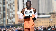 Kipchoge cán đích thứ 9 tại Marathon Sydney 2025