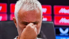 Mourinho nhòa lệ, thế giới bóng đá tiếc thương cựu đội trưởng Porto