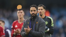 MU chìm trong hỗn loạn: Ruben Amorim như kẻ bất lực sau trận derby thảm họa