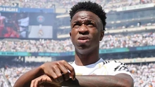 1h15 ngày 20/9, sân Bernabeu, Real Madrid vs Espanyol: Vòng xoáy của Vinicius