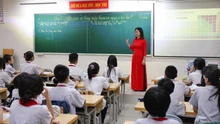 Thành phố Hồ Chí Minh: Không "lạm dụng tài trợ" thành khoản thu bắt buộc