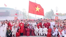 Dàn nghệ sĩ vỡ òa cảm xúc, tự hào khi tham dự diễu binh, diễu hành kỷ niệm 80 năm Quốc khánh