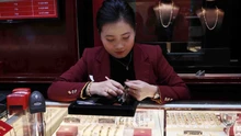 Giá vàng miếng niêm yết ở mức 137,3 triệu đồng/lượng