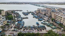 Trung Quốc kích hoạt hệ thống ứng phó khẩn cấp với lũ lụt và bão