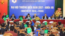 Sau ông Hùng, ai từ chức nữa? Giơ tay lên...