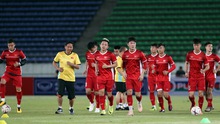 Tuyển Việt Nam đấu Lào bằng đội hình mạnh nhất, Trọng Hoàng thay Văn Thanh