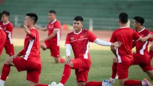 Vé trận Lào – Việt Nam quá rẻ, fan Việt Nam áp đảo về số lượng