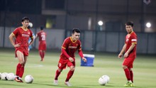 Đội hình xuất phát Việt Nam vs UAE: Quang Hải đá chính, Công Phượng dự bị