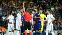 ‘Kinh điển’ như đấu võ, cầu thủ Real và Barca liên tục triệt hạ nhau