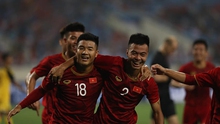 VIDEO: Đá bay những chỉ trích, Đức Chinh 'mở tài khoản' bàn thắng cho U23 Việt Nam
