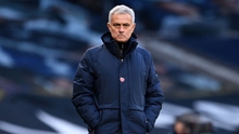 Tottenham thua đau Leicester, Mourinho chỉ trích học trò thậm tệ