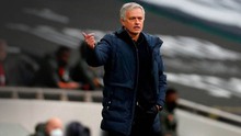 Redknapp: 'Mourinho luôn đổ lỗi cho người khác, ông ấy nên tự chịu trách nhiệm'