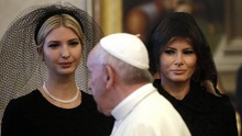 Lý giải việc bà Melania Trump trùm đầu khi gặp Giáo hoàng