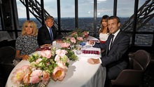Ảnh độc: Tổng thống Trump và Macron ăn tối trên Tháp Eiffel