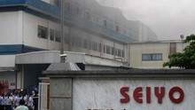 Huy động hàng trăm chiến sĩ dập tắt vụ cháy tại Khu Công nghiệp Quế Võ 1, Bắc Ninh
