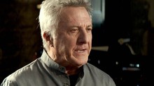 Huyền thoại Dustin Hoffman – 'chàng lùn ngớ ngẩn' tuổi 80