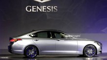 Hyundai thu hồi hàng trăm ô tô Genesis để khắc phục lỗi phanh tay